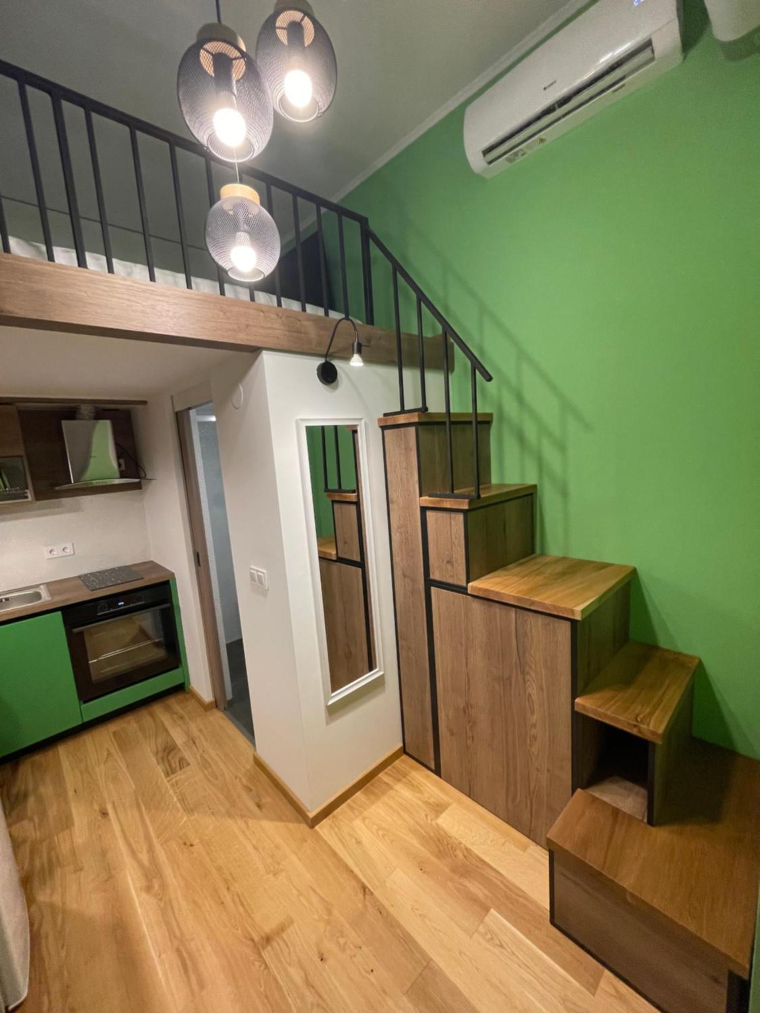 Central Apartment With 2 Bedrooms And 2 Bathrooms Oradea Buitenkant foto